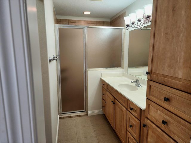 2508 7th Avenue SE, Willmar, MN 56201