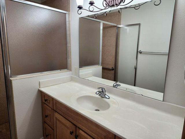 2508 7th Avenue SE, Willmar, MN 56201