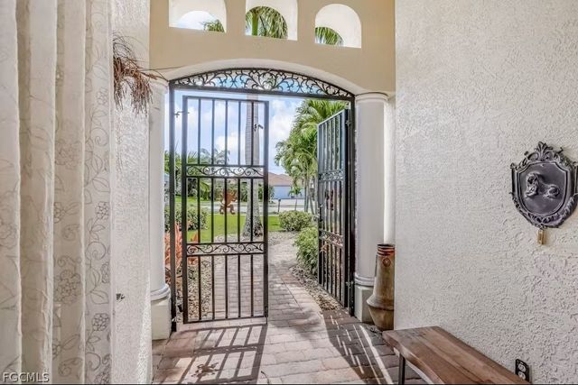 4102 Oasis BLVD, Cape Coral, FL 33914