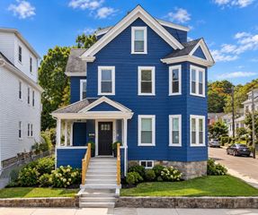 471 Beech St 2, Boston, MA 02131