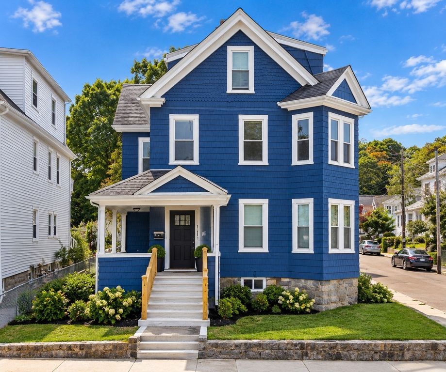 471 Beech St 2, Boston, MA 02131