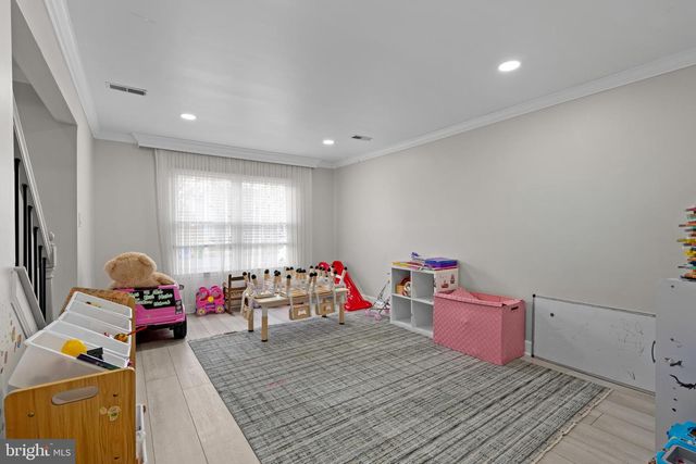 140 E PARTRIDGE LN, Cherry Hill, NJ 08003