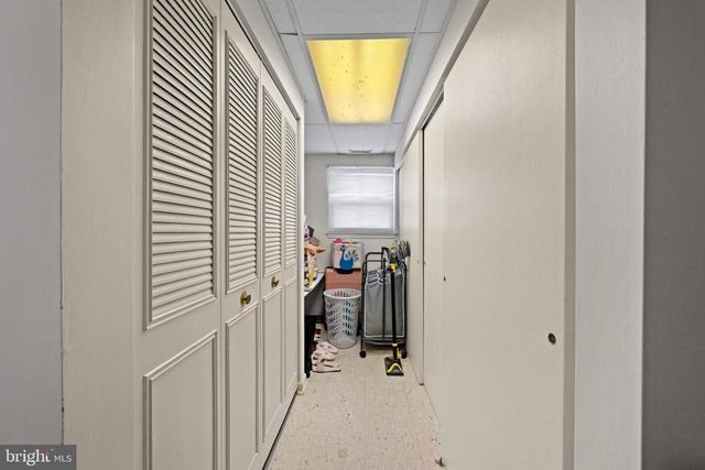 140 E PARTRIDGE LN, Cherry Hill, NJ 08003