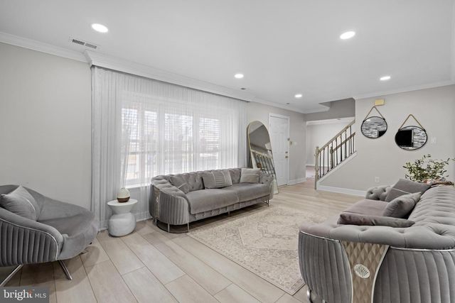 140 E PARTRIDGE LN, Cherry Hill, NJ 08003