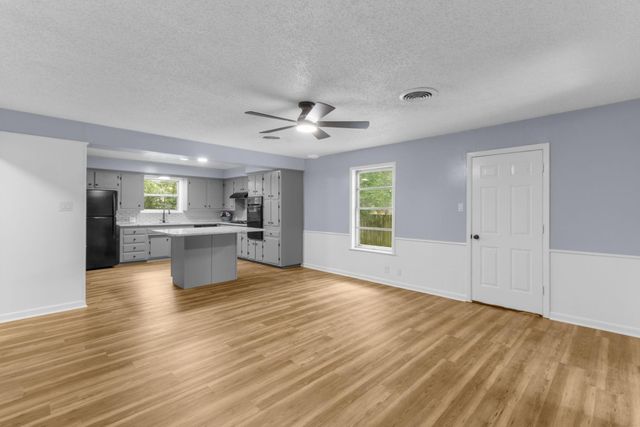 1818 W Belden Street, Sherman, TX 75092