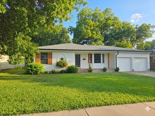 1818 W Belden Street, Sherman, TX 75092
