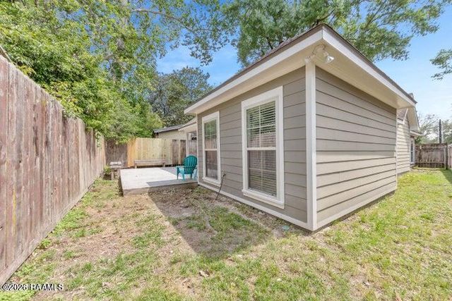 114 Souvenir Gate, Lafayette, LA 70501