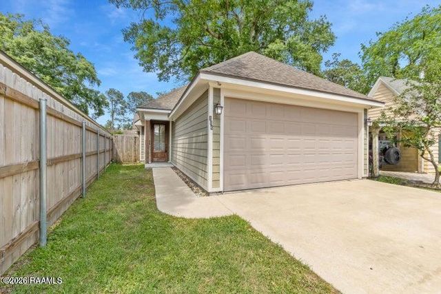 114 Souvenir Gate, Lafayette, LA 70501