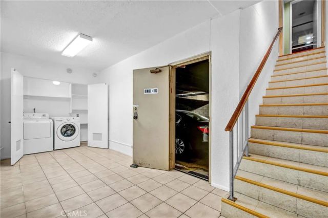 3647 Keystone 2, Los Angeles, CA 90034