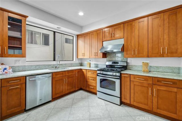 3647 Keystone 2, Los Angeles, CA 90034