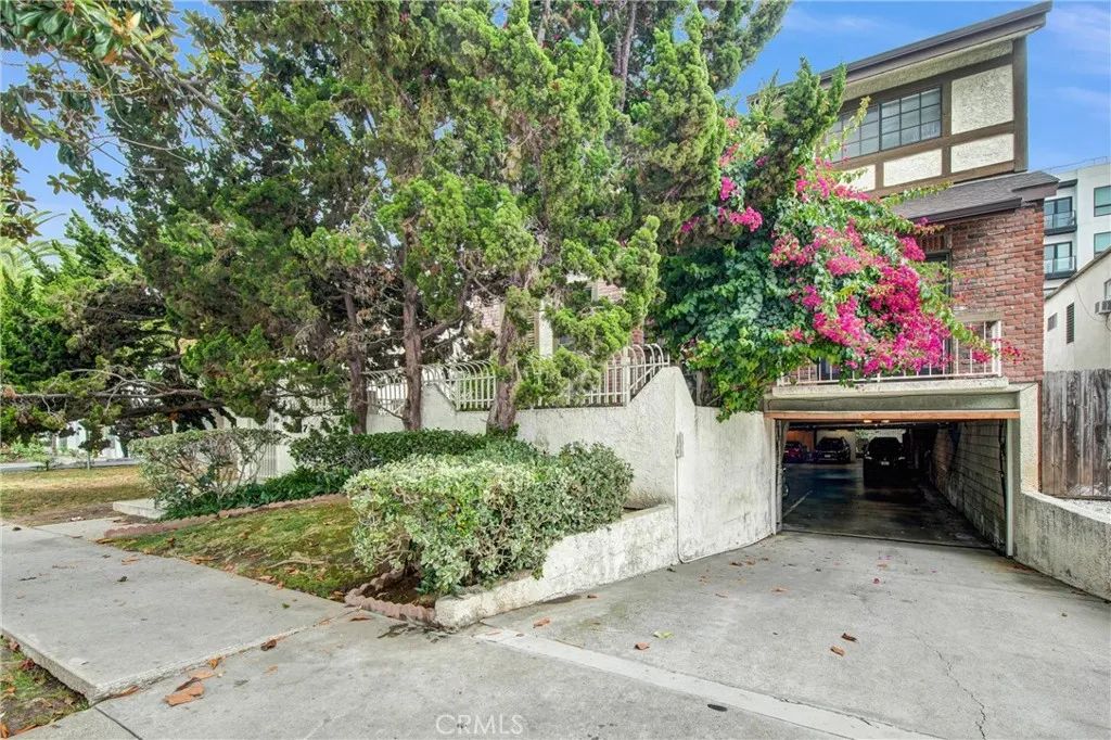 3647 Keystone 2, Los Angeles, CA 90034