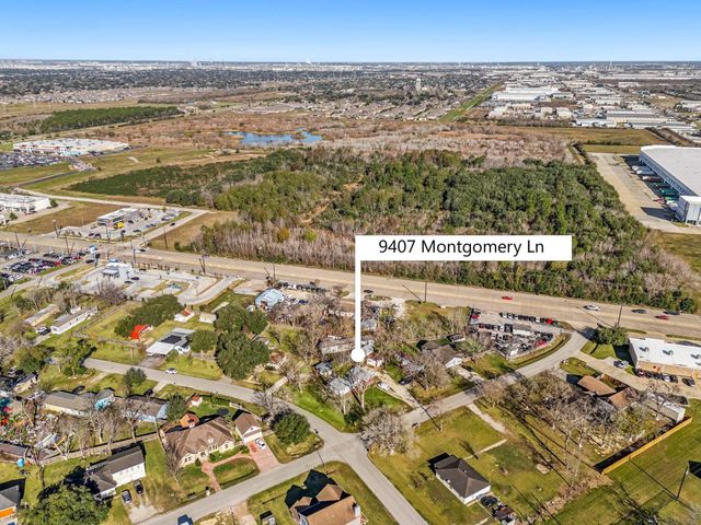 9405 and 9407 Montgomery Lane, La Porte, TX 77571