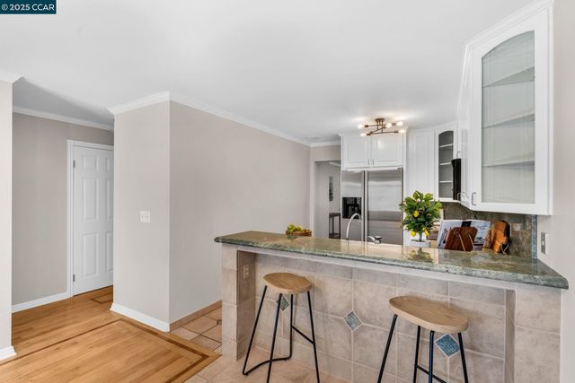 4380 Saint Charles Pl, Concord, CA 94521