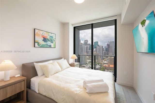 121 NE 5th St 3102, Miami, FL 33132