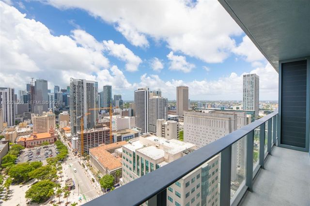 121 NE 5th St 3102, Miami, FL 33132
