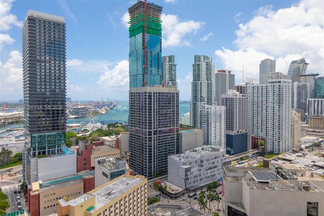 121 NE 5th St 3102, Miami, FL 33132