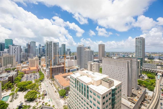 121 NE 5th St 3102, Miami, FL 33132