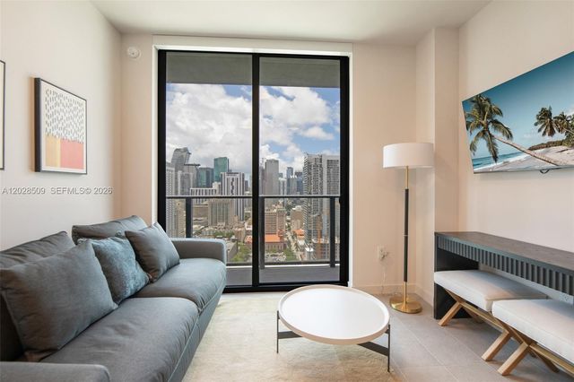 121 NE 5th St 3102, Miami, FL 33132