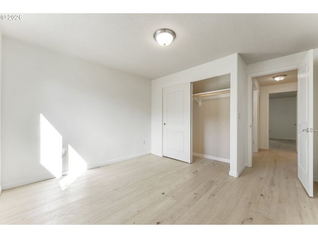 159 Sw FLORENCE Ave 45, Gresham, OR 97080
