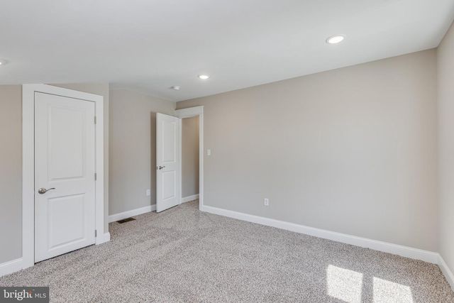 31 BUTTONWOOD ST, Mount Holly, NJ 08060