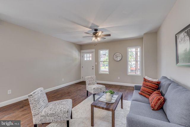 31 BUTTONWOOD ST, Mount Holly, NJ 08060
