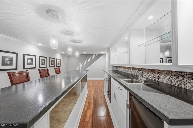 2411 Sucrose Drive, Green, OH 44312