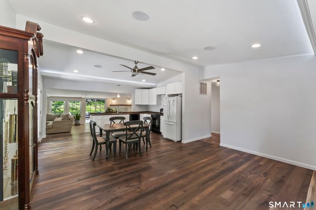 21 Topstone Drive, Bethel, CT 06801