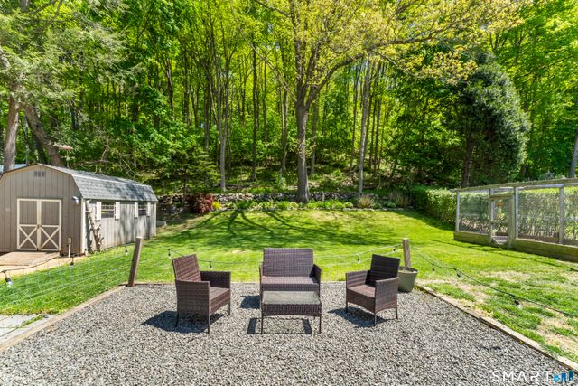 21 Topstone Drive, Bethel, CT 06801