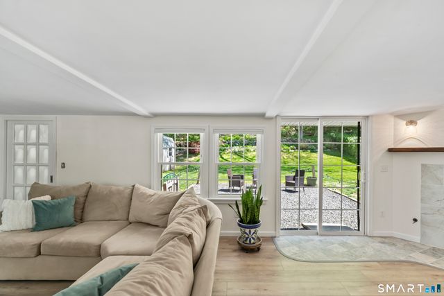 21 Topstone Drive, Bethel, CT 06801