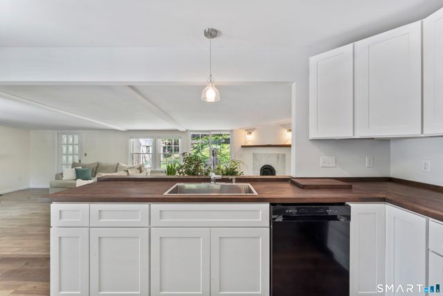 21 Topstone Drive, Bethel, CT 06801