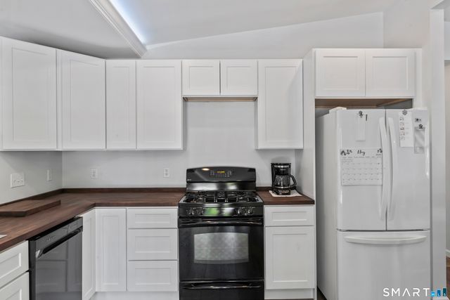 21 Topstone Drive, Bethel, CT 06801