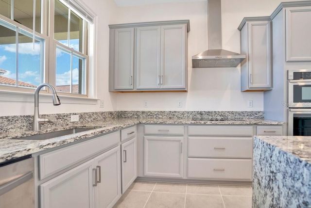 13527 PADSTOW PLACE, Orlando, FL 32832