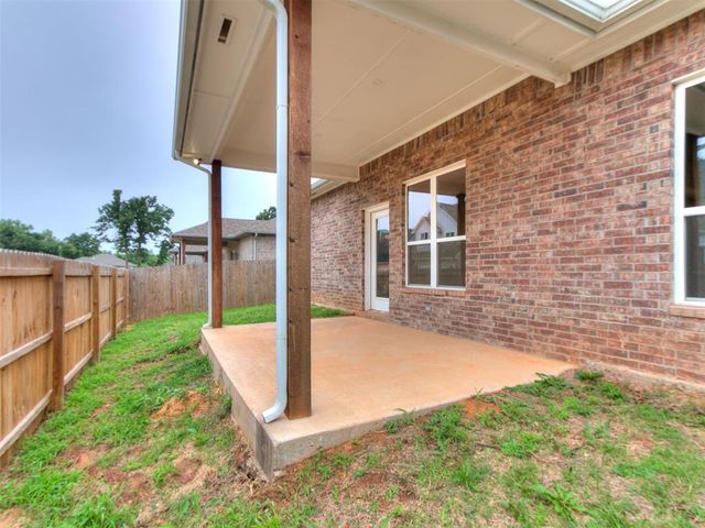 420 Remington Avenue, Jones, OK 73049