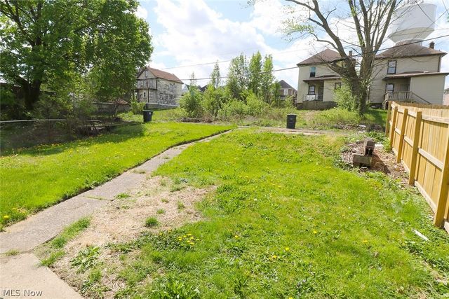 1336 Oregon Avenue, Steubenville, OH 43952
