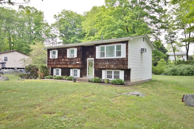1775 Lakes Road, Monroe, NY 10950