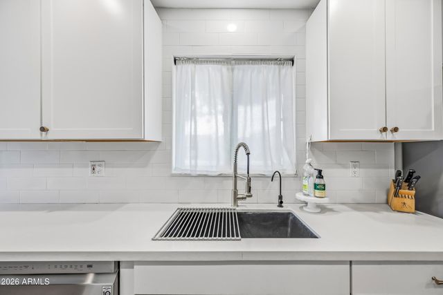 1831 W NORTHVIEW Avenue, Phoenix, AZ 85021