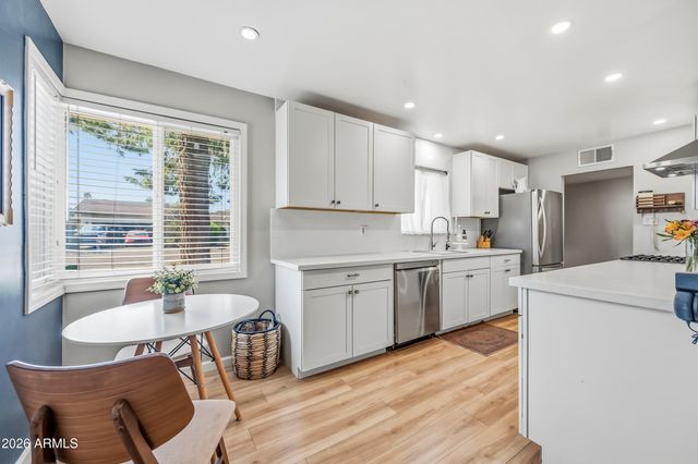 1831 W NORTHVIEW Avenue, Phoenix, AZ 85021