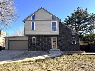 8644 W 66th Cir, Arvada, CO 80004