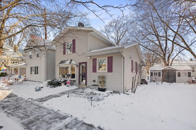 217 Beech Street, Chaska, MN 55318