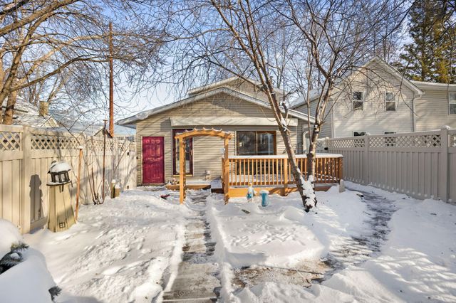 217 Beech Street, Chaska, MN 55318