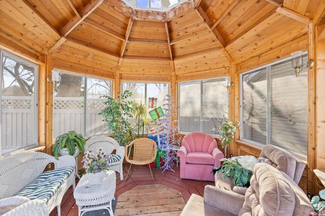 217 Beech Street, Chaska, MN 55318