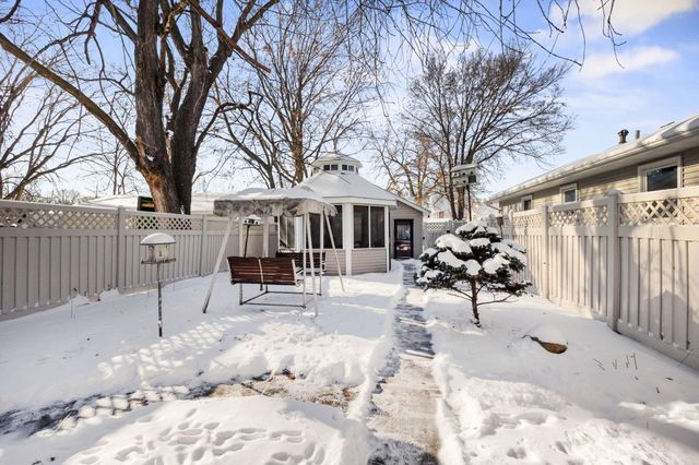 217 Beech Street, Chaska, MN 55318