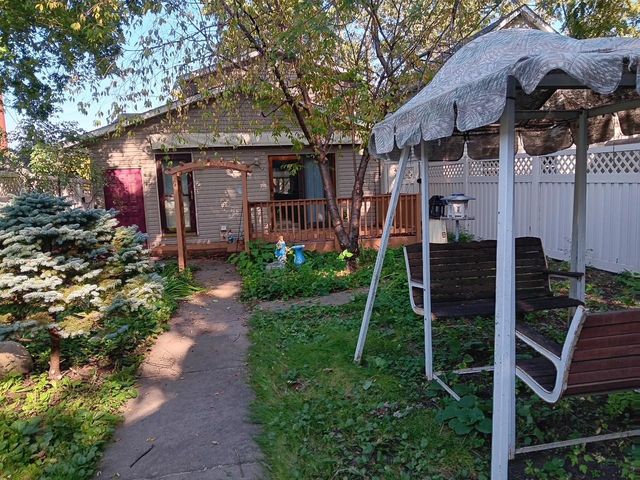 217 Beech Street, Chaska, MN 55318