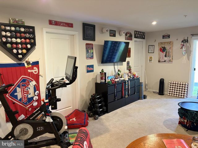 109 ALMOND DR, Lansdale, PA 19446
