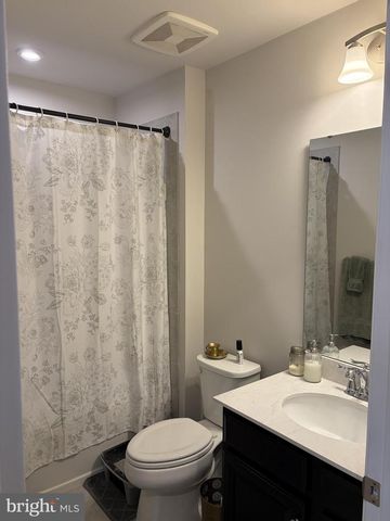 109 ALMOND DR, Lansdale, PA 19446