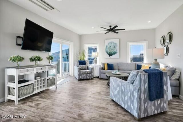 3200 Gray Street, Sneads Ferry, NC 28460