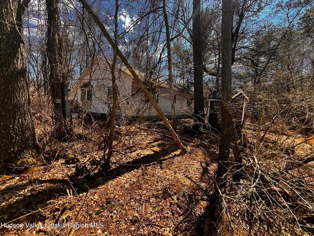1145 Glasco Turnpike, Saugerties, NY 12477