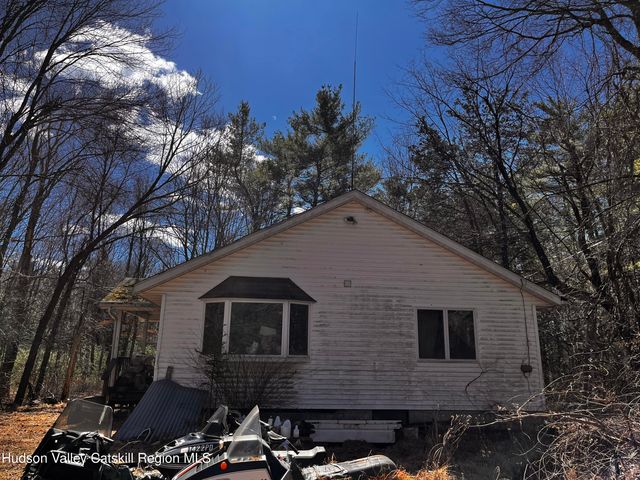 1145 Glasco Turnpike, Saugerties, NY 12477