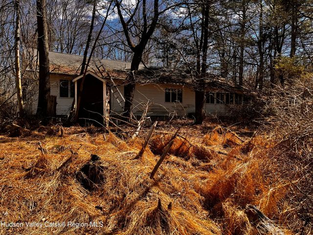 1145 Glasco Turnpike, Saugerties, NY 12477
