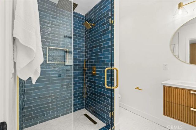 5757 E Oakbrook Street, Long Beach, CA 90815